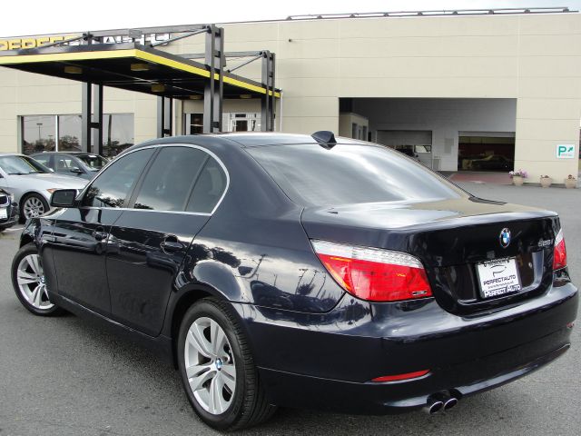 BMW 5 series 2009 photo 1
