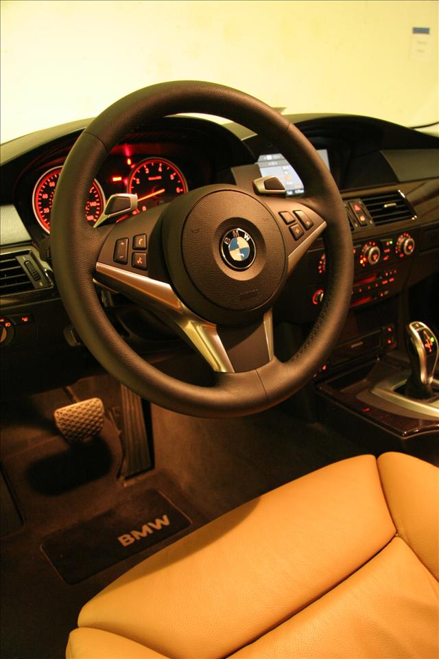 BMW 5 series 2009 photo 5