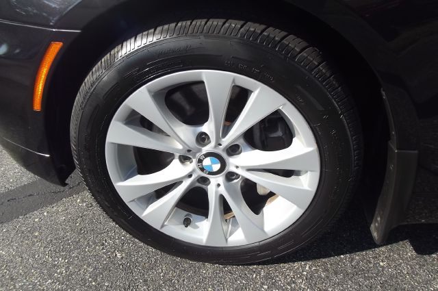 BMW 5 series 2009 photo 3