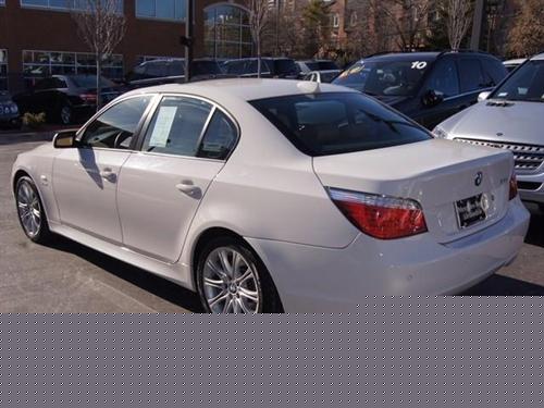 BMW 5 series 2010 photo 4