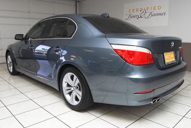 BMW 5 series 2010 photo 4