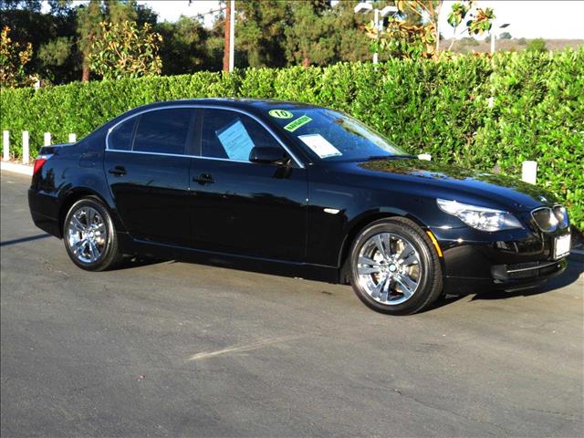BMW 5 series 2010 photo 0