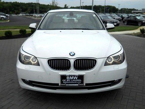 BMW 5 series 2010 photo 5