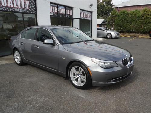 BMW 5 series 2010 photo 2