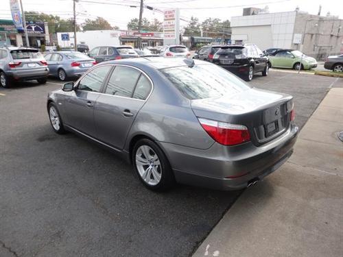 BMW 5 series 2010 photo 5