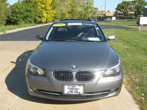 BMW 5 series 2010 photo 2
