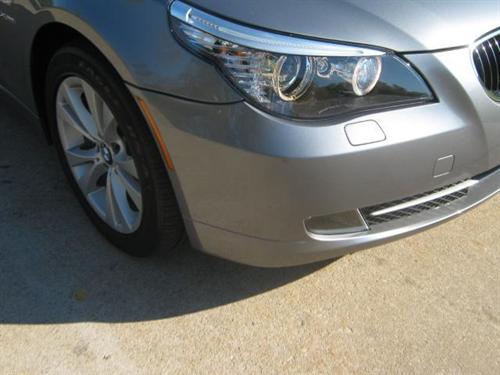 BMW 5 series 2010 photo 4
