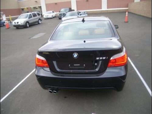 BMW 5 series 2010 photo 5