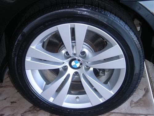 BMW 5 series 2010 photo 2
