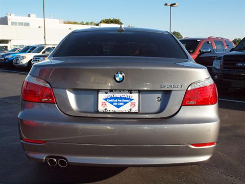 BMW 5 series 2010 photo 1
