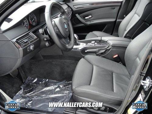 BMW 5 series 2010 photo 2