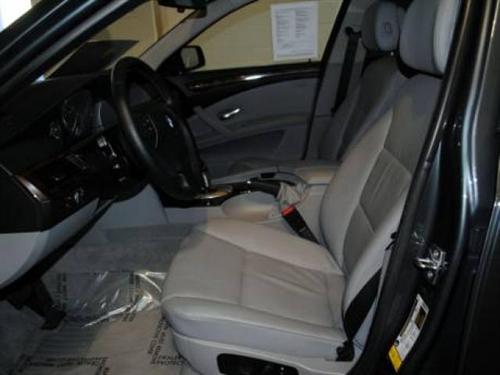 BMW 5 series 2010 photo 5