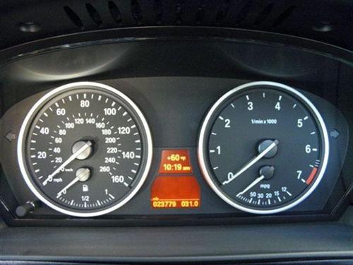 BMW 5 series 2010 photo 4