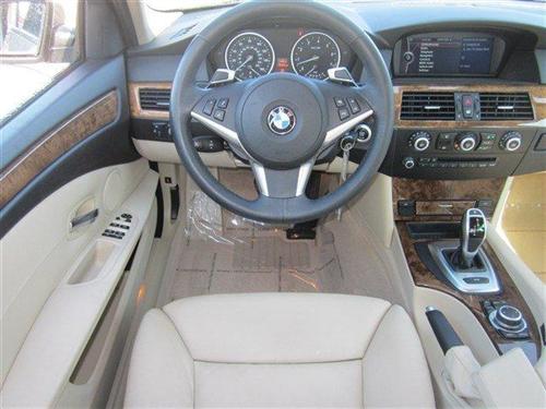 BMW 5 series 2010 photo 2