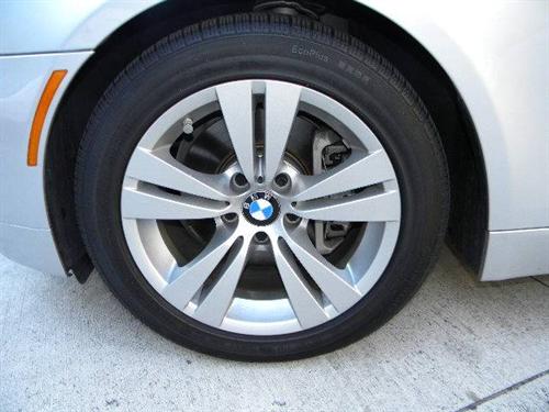 BMW 5 series 2010 photo 3