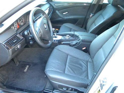 BMW 5 series 2010 photo 4