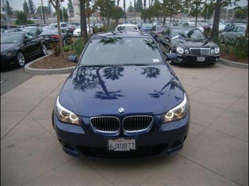 BMW 5 series 2010 photo 1