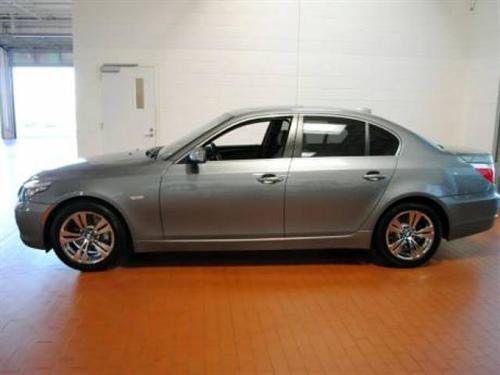 BMW 5 series 2010 photo 1