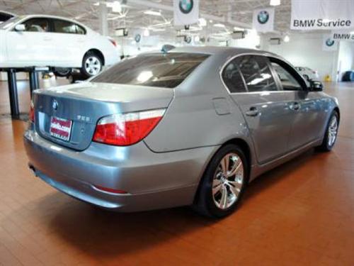 BMW 5 series 2010 photo 4