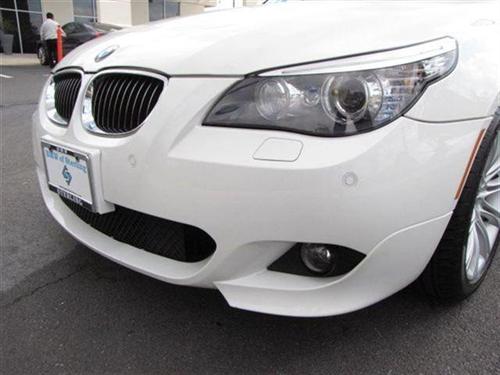 BMW 5 series 2010 photo 2