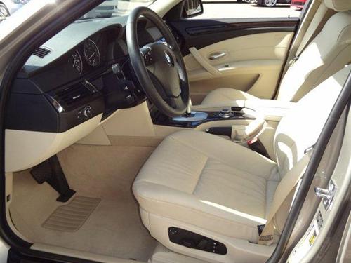 BMW 5 series 2010 photo 1