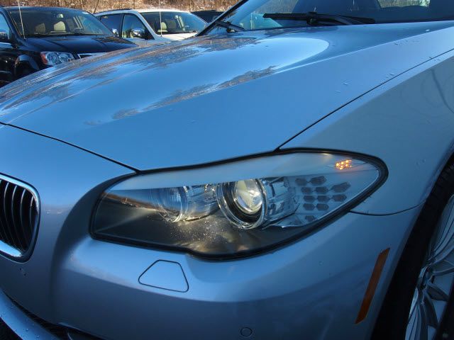 BMW 5 series 2011 photo 5