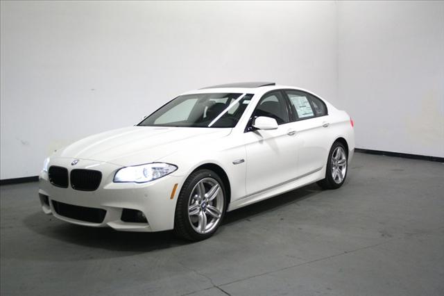 BMW 5 series 2011 photo 2