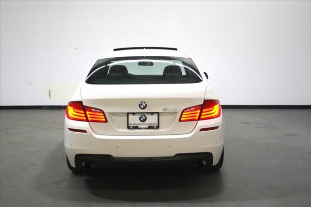 BMW 5 series 2011 photo 5