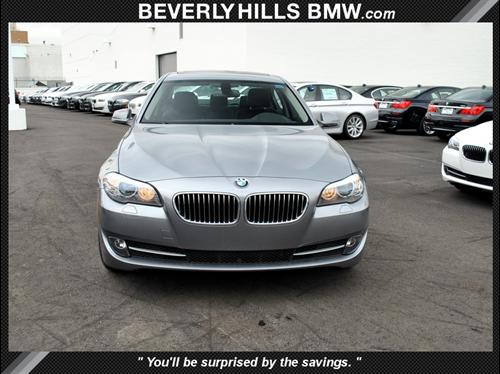BMW 5 series 2011 photo 1