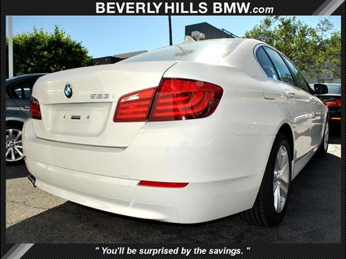 BMW 5 series 2011 photo 3