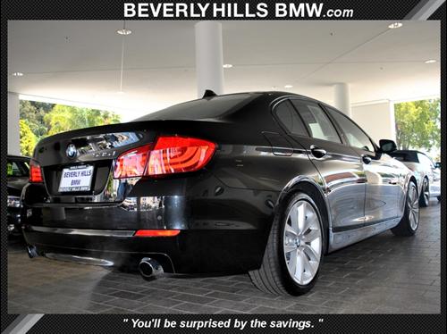 BMW 5 series 2011 photo 1