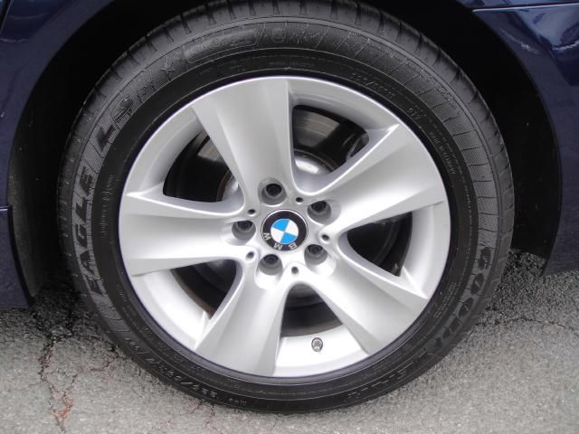 BMW 5 series 2011 photo 1