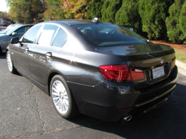 BMW 5 series 2012 photo 5