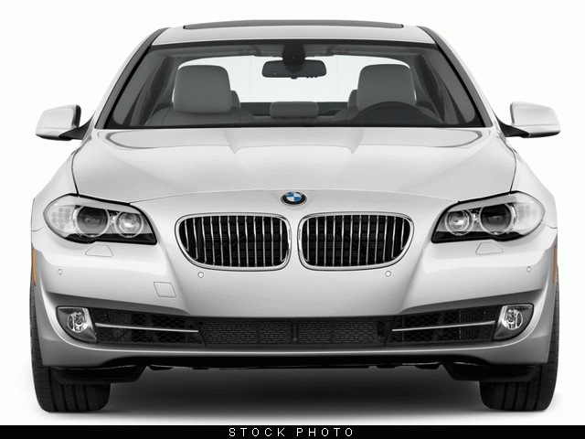 BMW 5 series 2013 photo 1