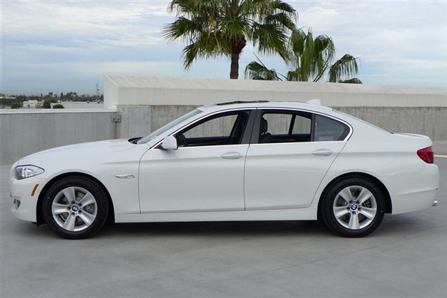 BMW 5 series 2013 photo 4