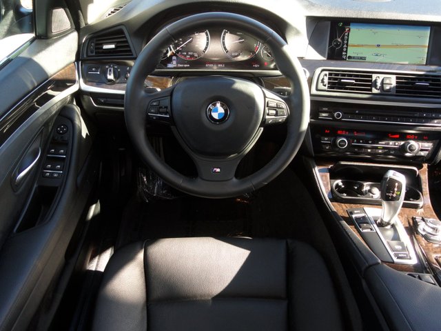 BMW 5 series 2013 photo 4