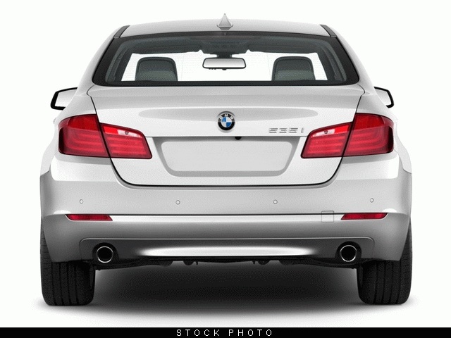 BMW 5 series 2013 photo 2