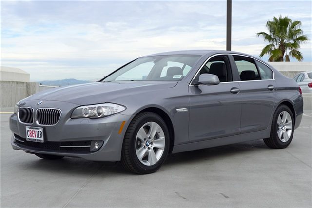 BMW 5 series 2013 photo 2