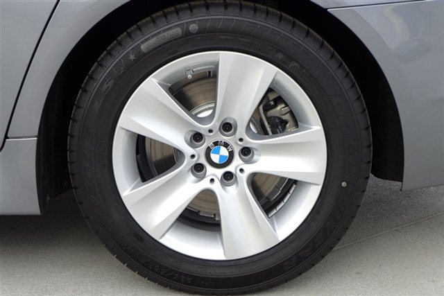 BMW 5 series 2013 photo 4
