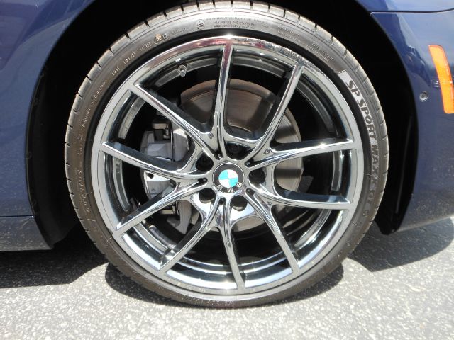 BMW 6 series 2012 photo 14