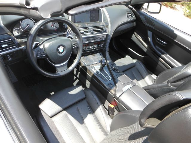 BMW 6 series 2012 photo 19