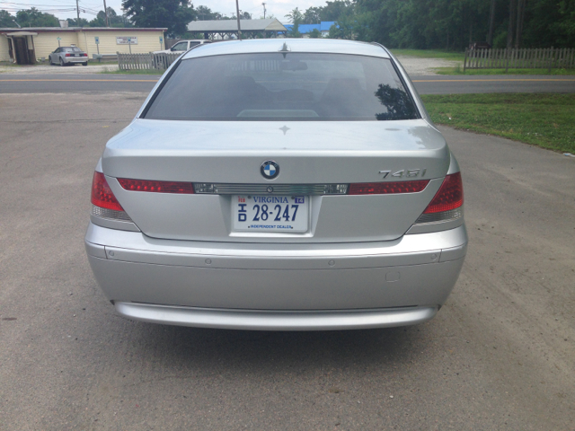 BMW 7-Series 2002 photo 1