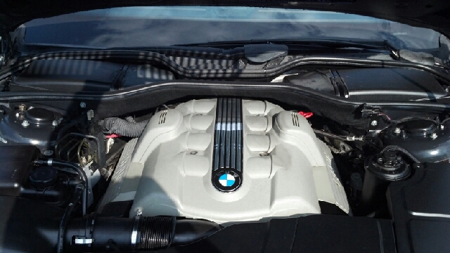 BMW 7-Series 2002 photo 2