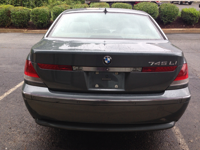 BMW 7-Series 2002 photo 1