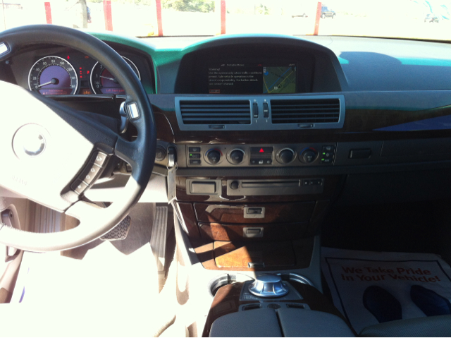 BMW 7-Series 2003 photo 6