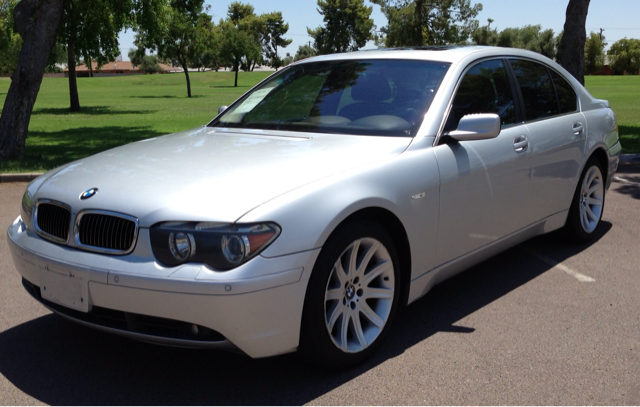 BMW 7-Series 2003 photo 1