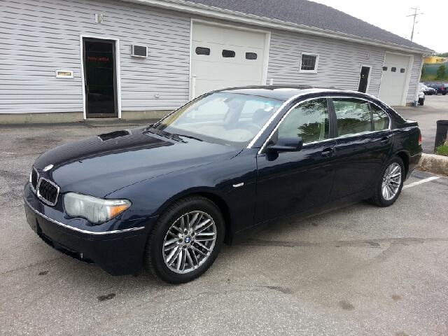 BMW 7-Series 2003 photo 3