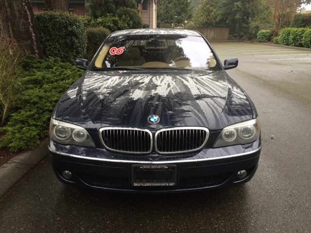 BMW 7-Series 2006 photo 2