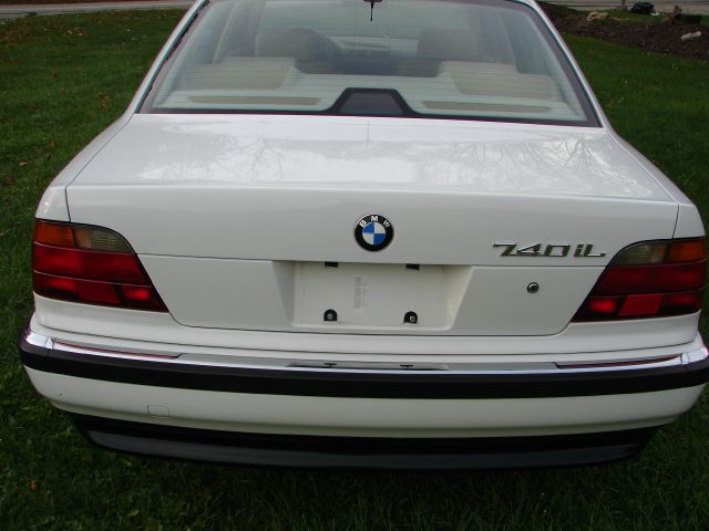 BMW 7 series 1998 photo 4