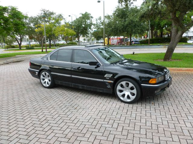 BMW 7 series 1998 photo 2